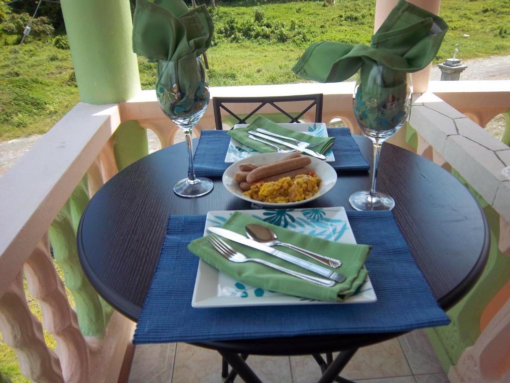 By The Sea Vacation Home And Villa Port Antonio Pokoj fotografie