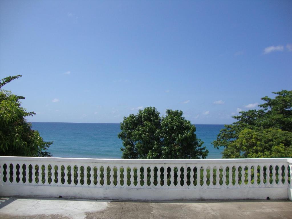 By The Sea Vacation Home And Villa Port Antonio Pokoj fotografie