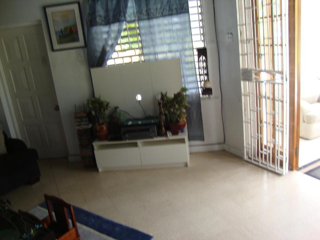 By The Sea Vacation Home And Villa Port Antonio Pokoj fotografie